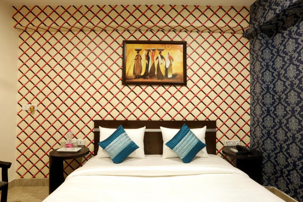 Hotel Airport Star Nuova Delhi Esterno foto